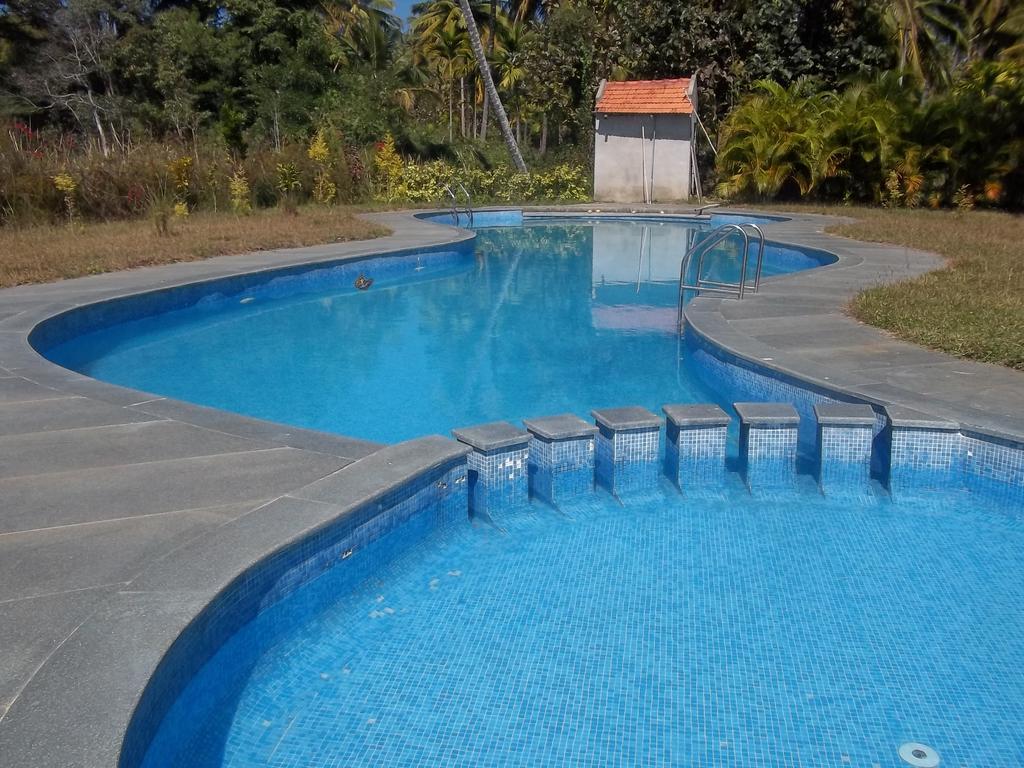 Stay Simple Riverdale Resort Гассан Екстер'єр фото
